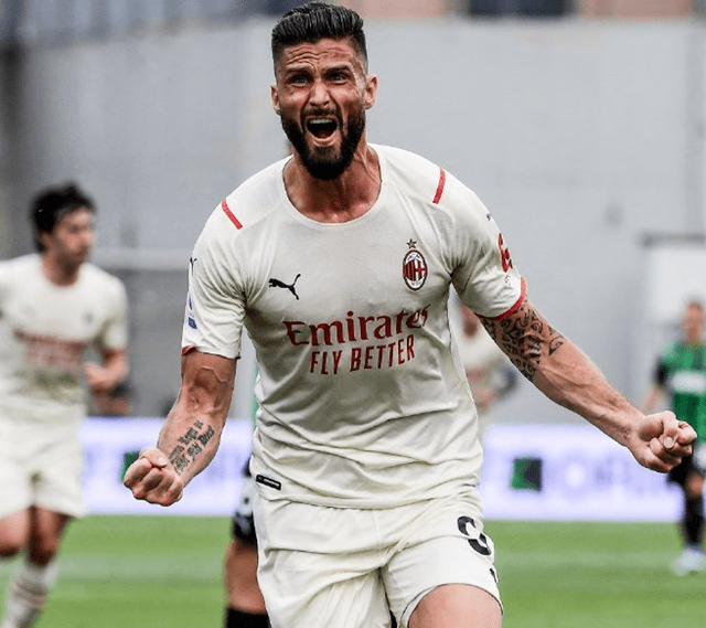 孔帕尼：球队下半场表现的更好，凯恩替补是为应对密集赛程