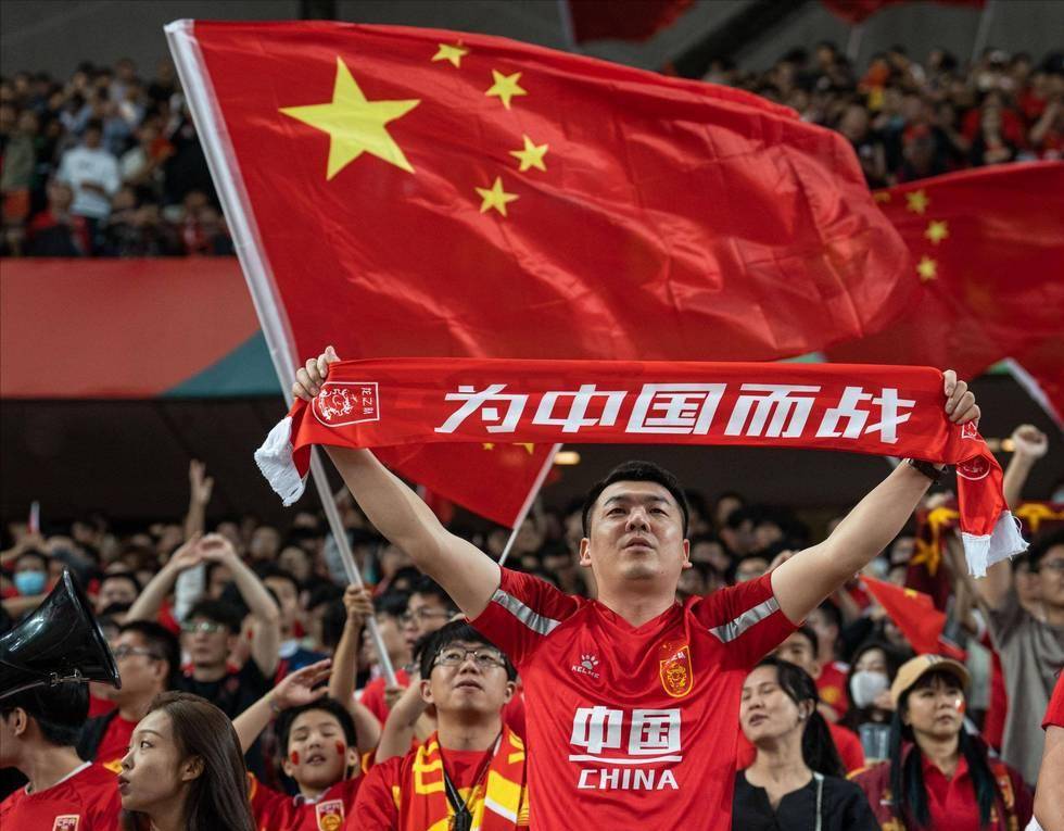 万-比萨卡8.7分羞辱老东家，曼联主场闷平保级队，阿莫林换人再遭质疑