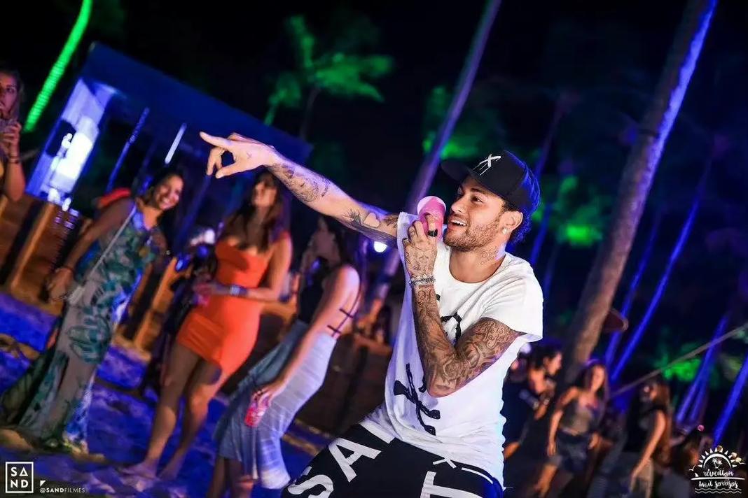 布兰特：再次在欧冠进四球说明兆头不错，我们必须继续前进