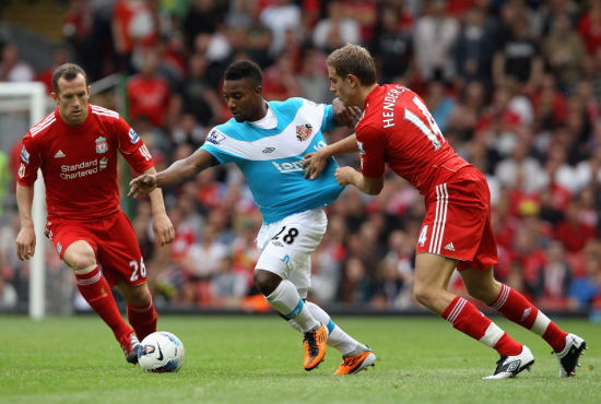 前阿森纳妖锋有望加盟中国联赛，无需转会费，两家西亚劲旅来抢人（前阿森纳前锋或以自由身加盟中国联赛，西亚两大劲旅加入争夺）