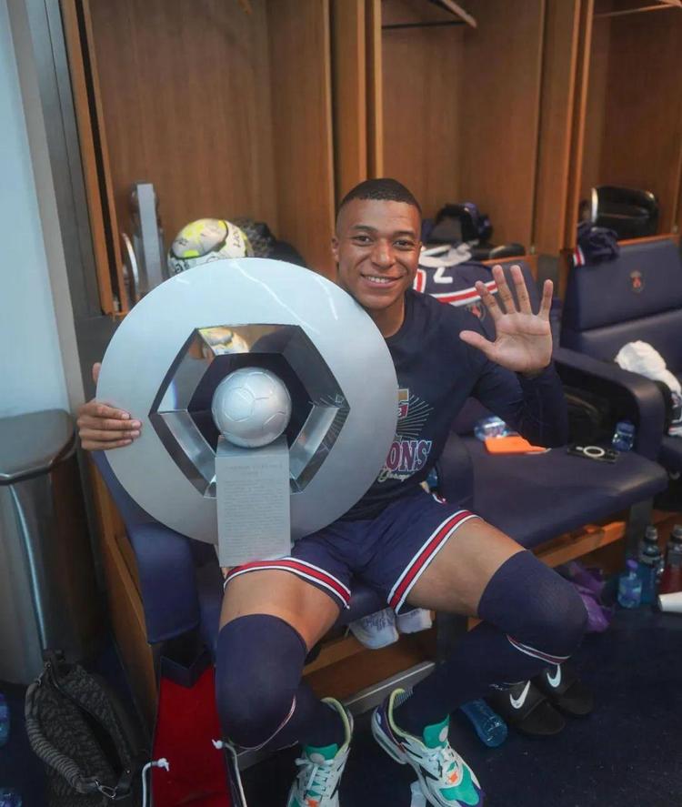 赫内斯谈世界杯扩军：希望未来不要和斐济一起踢世界杯