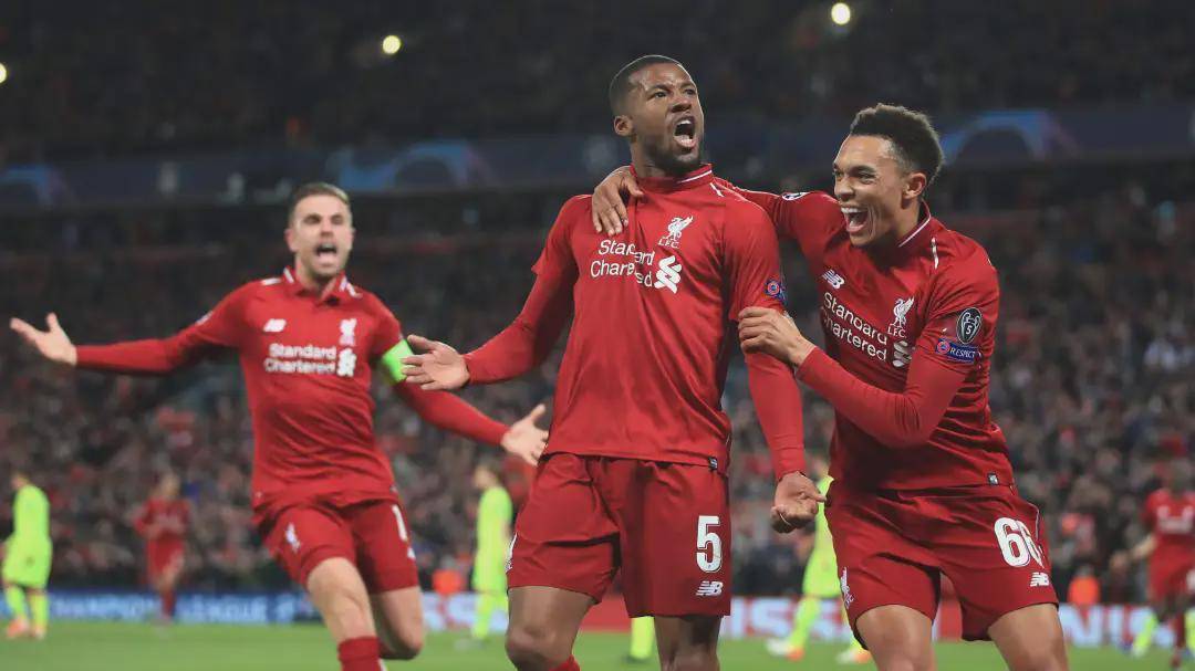 尝试新角色，德媒：罗伊斯将担任下周多特蒙德欧冠比赛评论员（罗伊斯尝鲜新身份：德媒称其下周出任多特欧冠解说员）