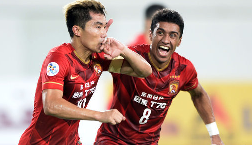 图片报：和罗马诺报道相反，莱比锡后卫比施亚布冬窗不会离队（图片报：与罗马诺说法相左，莱比锡后卫比施亚布今冬留队）