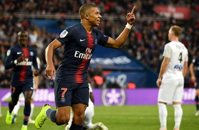 卡恩：近13个赛季德甲拜仁12次夺冠，从长远看这是不健康的（卡恩：拜仁近13季12冠，长期一家独大不利德甲健康）