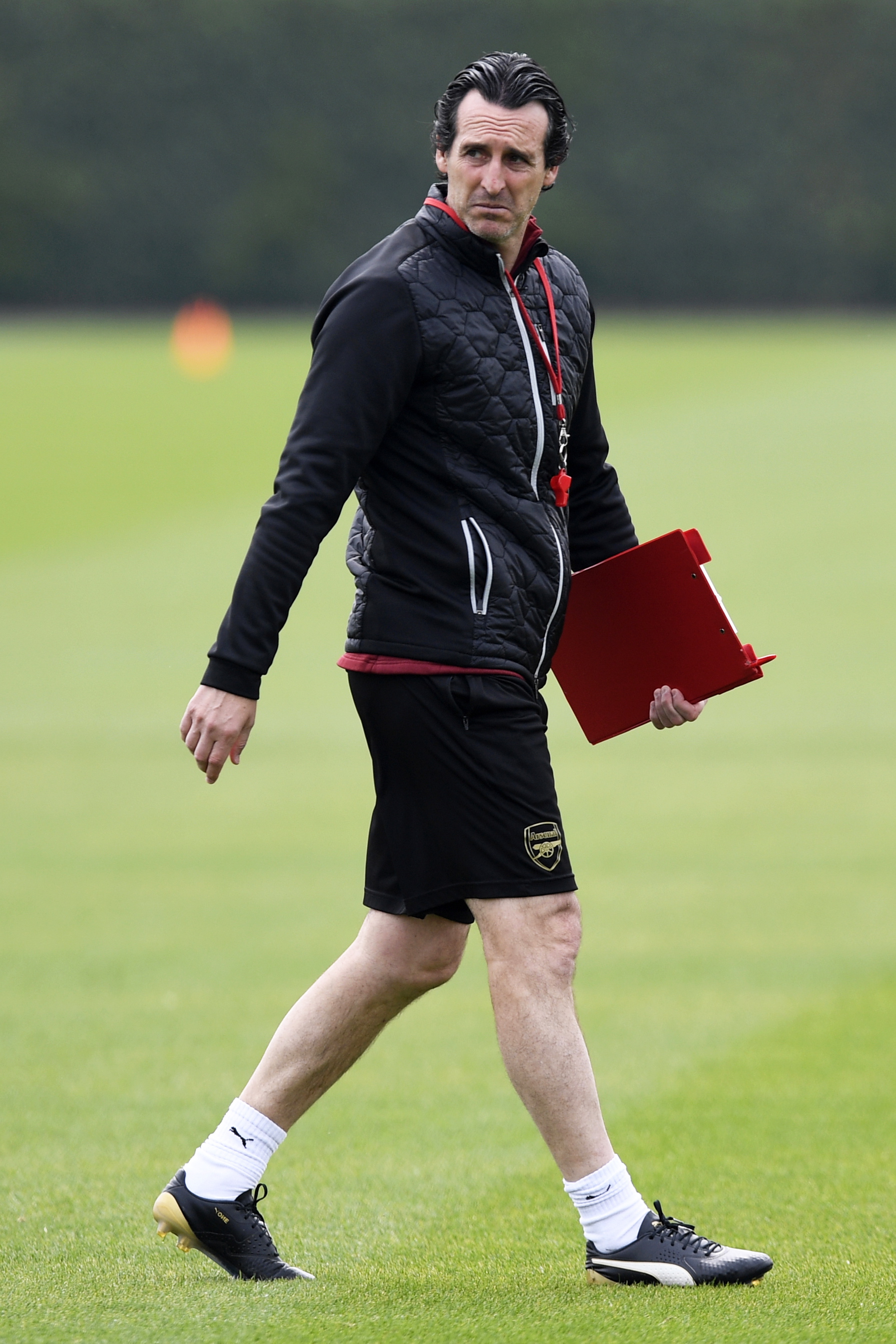 镜报：施洛特贝克不想与多特续约，利物浦目前正在关注